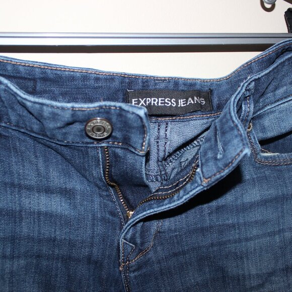 FREE WITH ANY PURCHASE❤️Express jeans leggings Stella low rise denim distressed - Picture 2 of 10